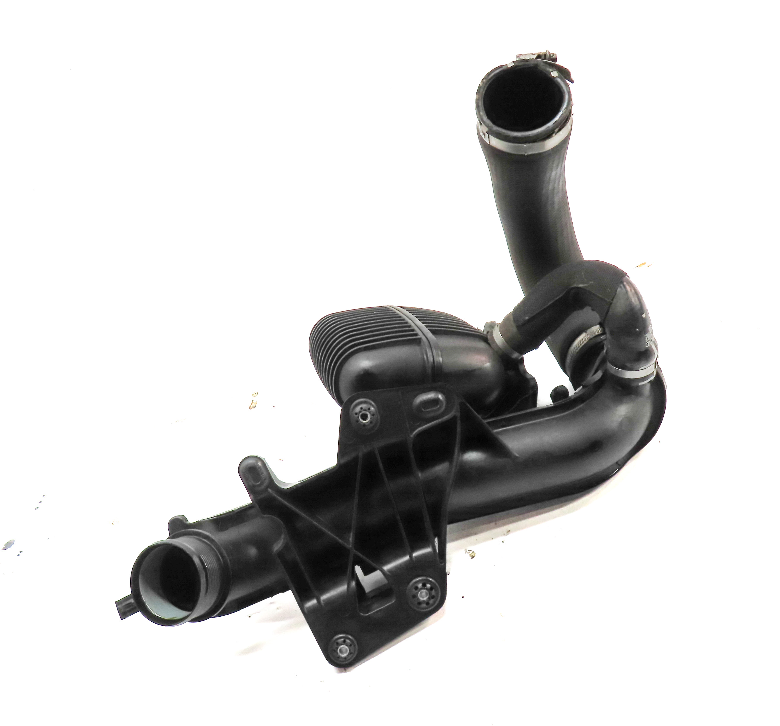 2013 AUDI Q5 (B8 8R) 2.0L CPMA ENGINE INTERCOOLER DAMPER PRESSURE PIPE ASSEMBLY — exact item pictured